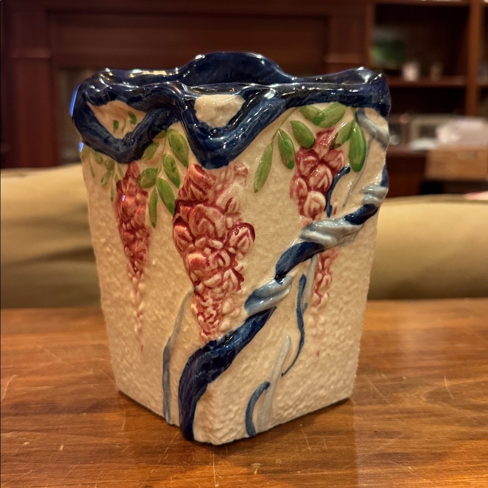 RARE Antuque Ceramic Yankoware Pink Wisteria Japan Handled Vase Holder 1925-40